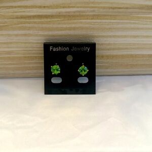 • 3 carats each • Show Stoppers- Apple Green